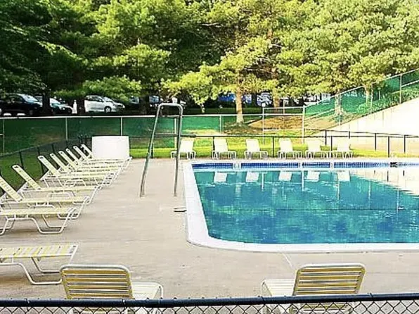 3100 S Manchester St, Falls Church, VA