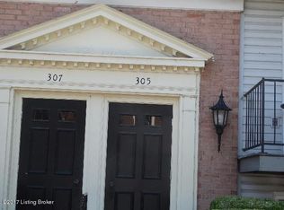 305 Chanel Ct APT 2, Louisville, KY 40218