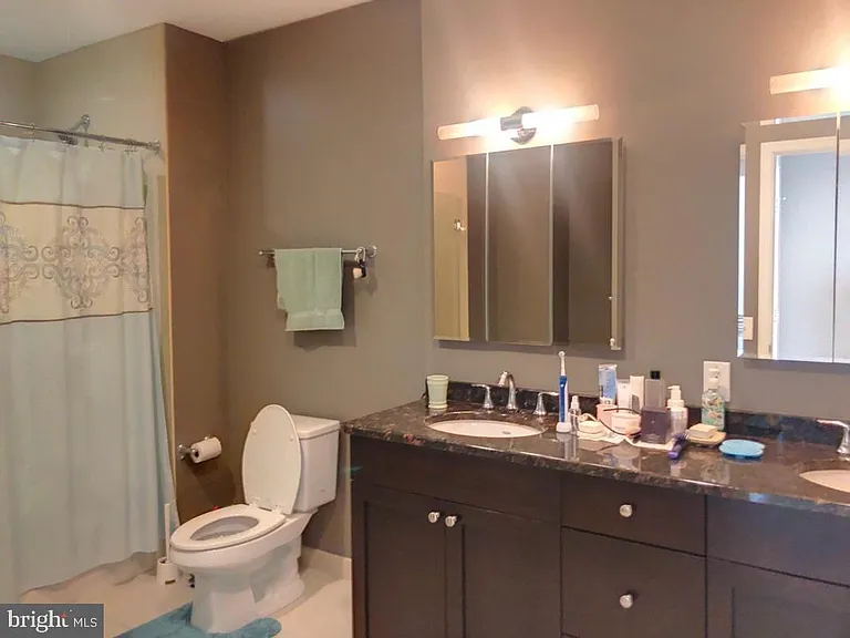 1600 Arch St #1910 — Photo 8