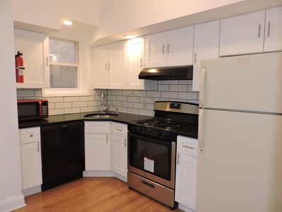 214 48th St APT 6, Union City, NJ, 07087