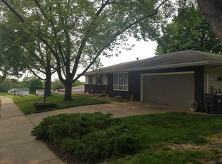 2209 Church St, Pekin, IL 61554