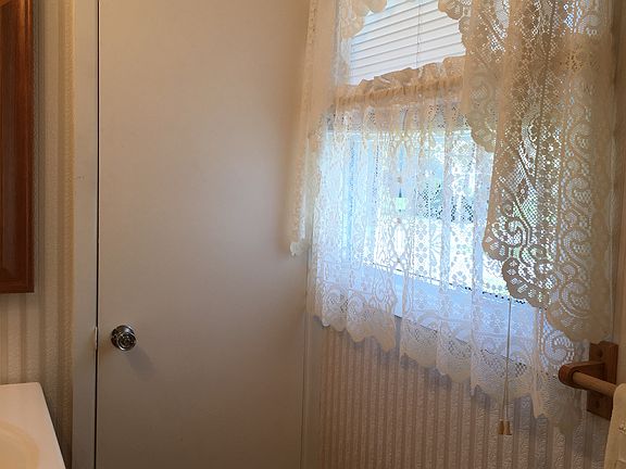 5th image of 12 Kuhn St