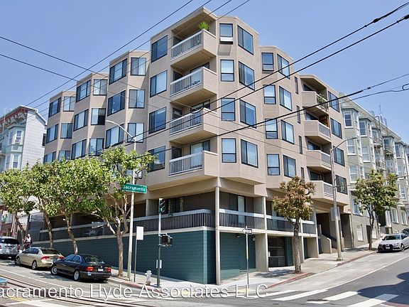 2nd image of 1490 Sacramento St APT 1H