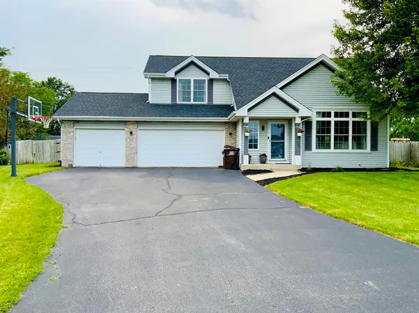750 Crestview Ct, Rockton, IL 61072
