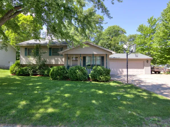1201 Marilyn Ave, Durand, WI 54736