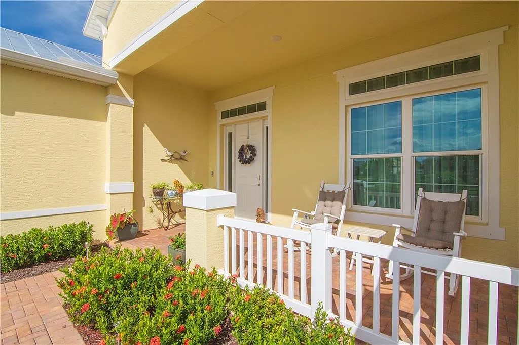 6400 Nevis Ct — Photo 3