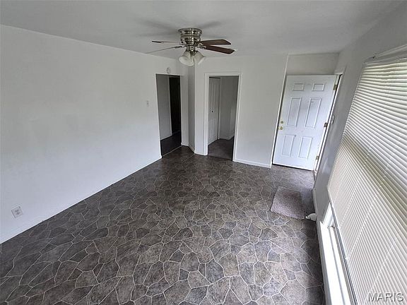 3rd image of 5511 Holborn Dr
