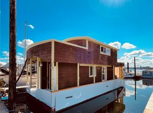 2100 W Bay Dr SW, Olympia, WA 98502