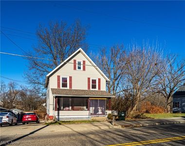 203 N Prospect Ave, Hartville, OH, 44632