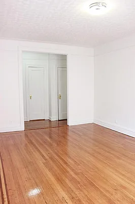 Rented by Realty 2000 Corp | media 18