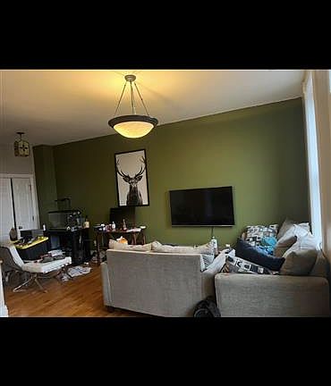 4th image of 1503 W Fullerton Ave APT 3R
