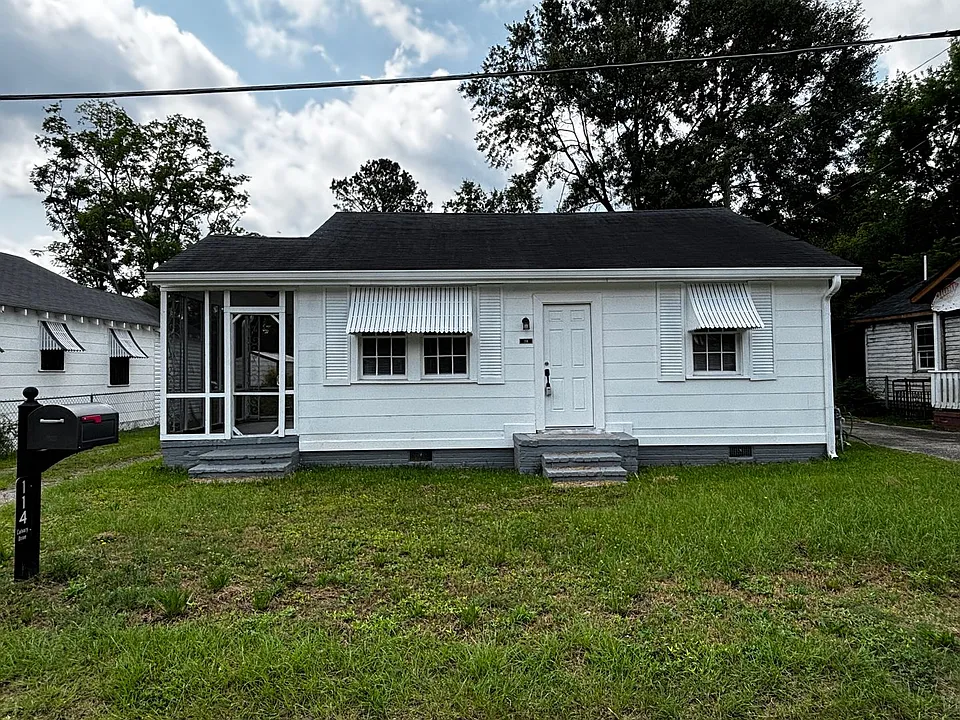 114 Calvary Dr