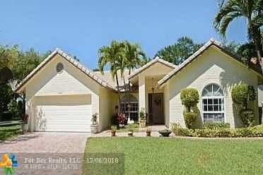 Home For Sale In West Glen