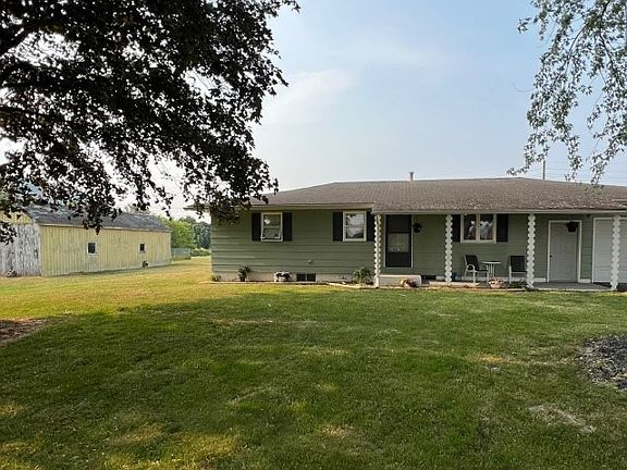 2nd image of 39 Hillview Ln