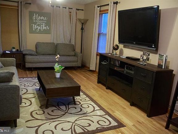 5th image of 22 Courtland Way