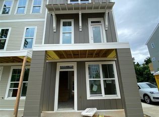 742 Peakland Pl, Raleigh, NC 27604