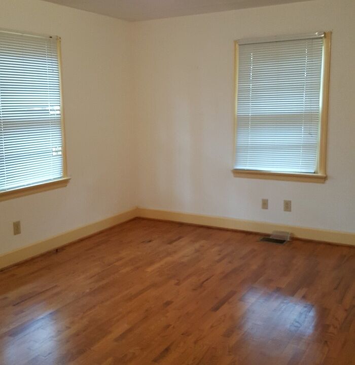 2nd image of 203 Williamson St