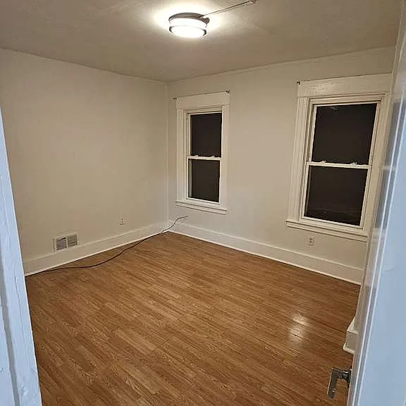 587 Winchester Ave #2 — Photo 6