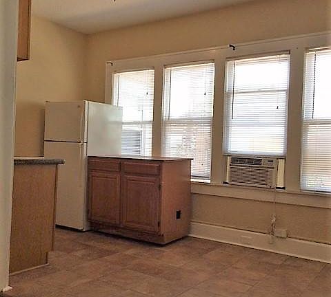 4th image of 715 7th Ave N APT 7