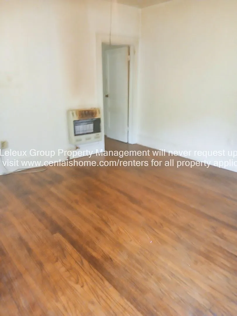 2022 Vance Ave — Photo 3