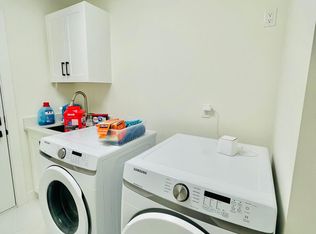 8371 Victoria Dr #1, Vancouver, BC V5P4A8