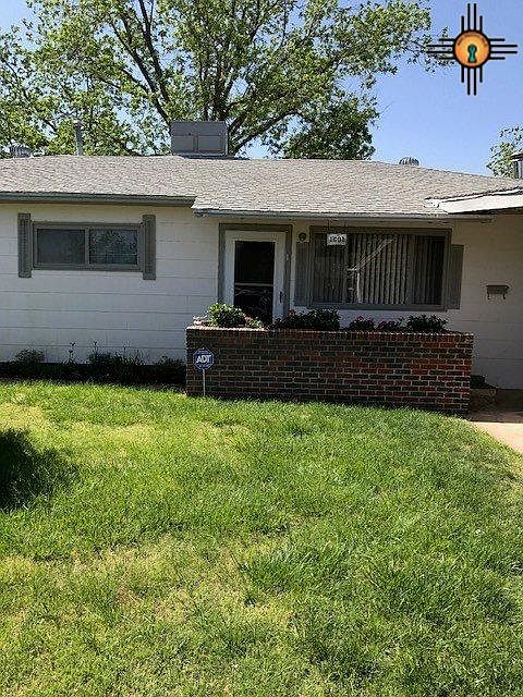 1st image of 1601 E Penasco Dr