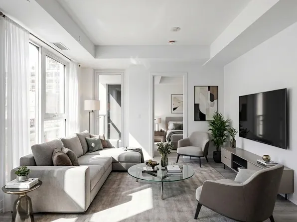 25 Cordova Ave #219, Toronto, ON M9A 2H5