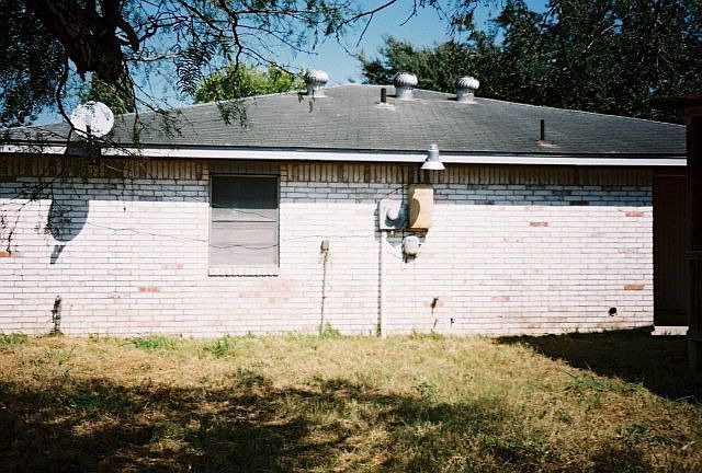 2nd image of 1925 Hawk Ave