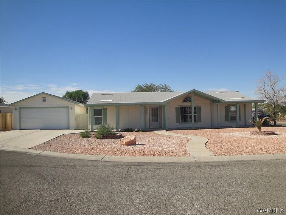 1st image of 2584 E Davida Pl