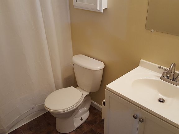 5th image of 625 Taylor St #D