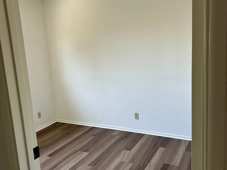 2355 Torrance Blvd #A — Photo 13