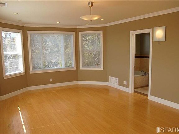 5th image of 38 Teddy Ave