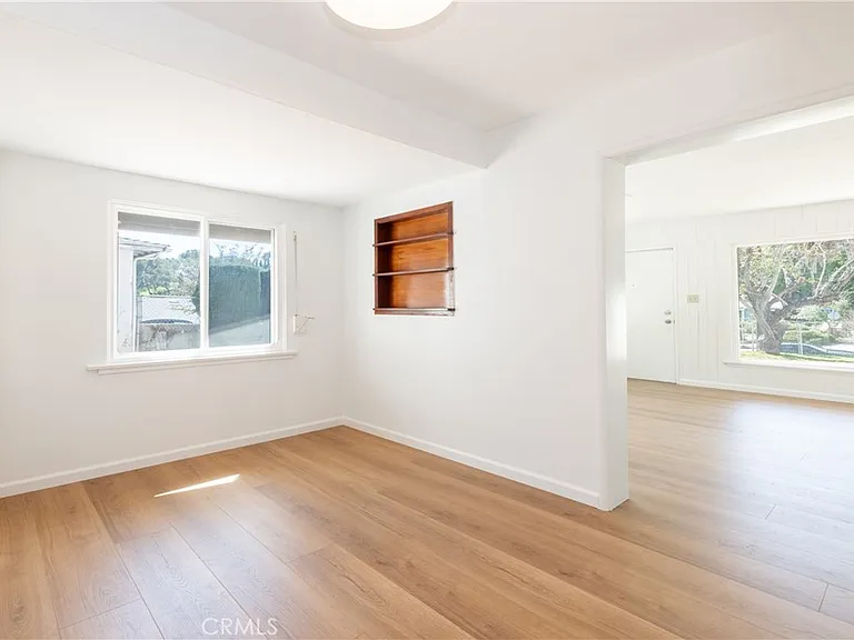 3757 York Blvd — Photo 13