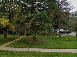 750 Saint Johns Rd APT 1B, Woodstock, IL 60098