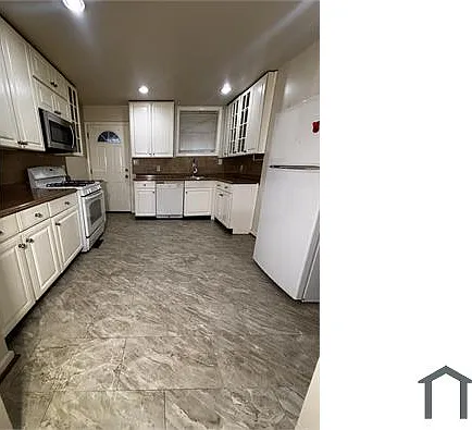 422 S Smallwood St — Photo 7