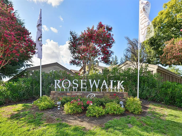 Rosewalk Apartment Homes — Photo 18