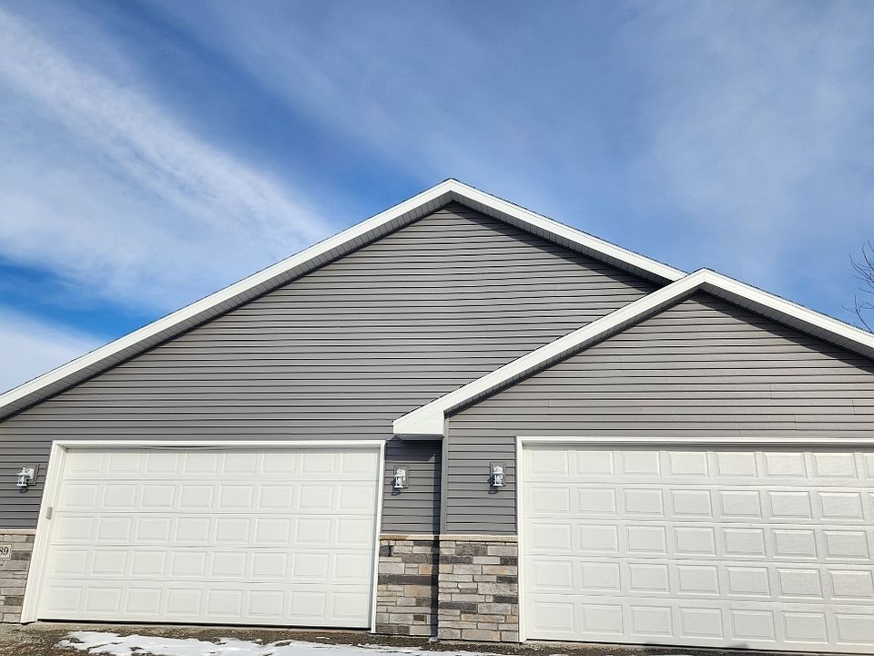1st image of 1587 Delta Dr #1587