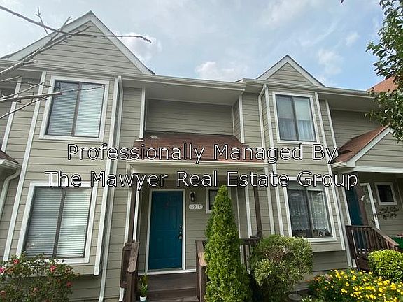 2nd image of 1917 Airy Cir