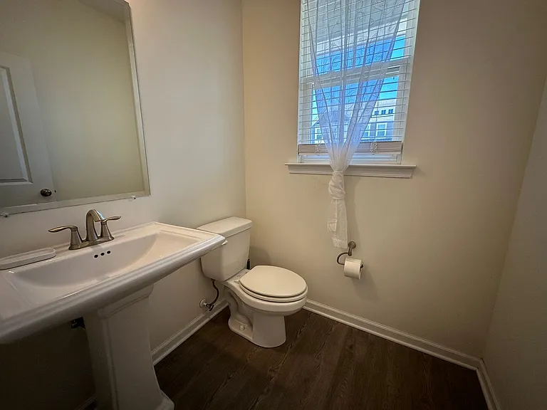 1574 Green Hill St — Photo 14