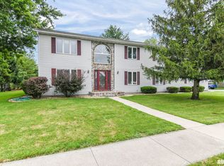 300 Kingspoint, Sherman, IL 62684