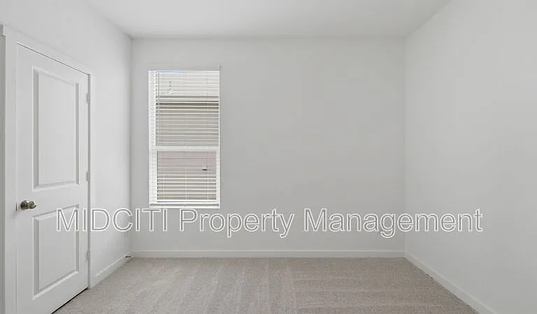 1304 Apron Trl — Photo 28