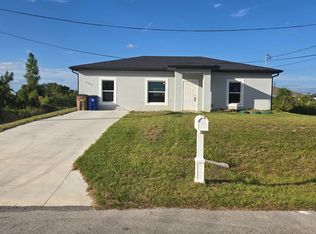 2514 31st St SW, Lehigh Acres, FL 33976