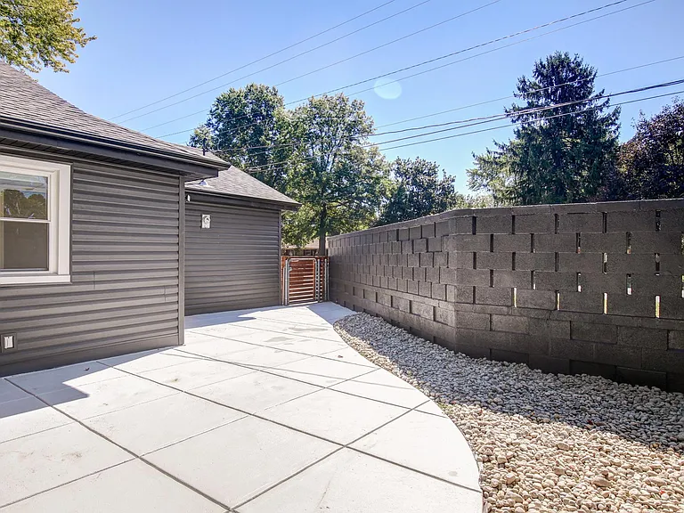 2751 S Wallis Smith Blvd — Photo 22