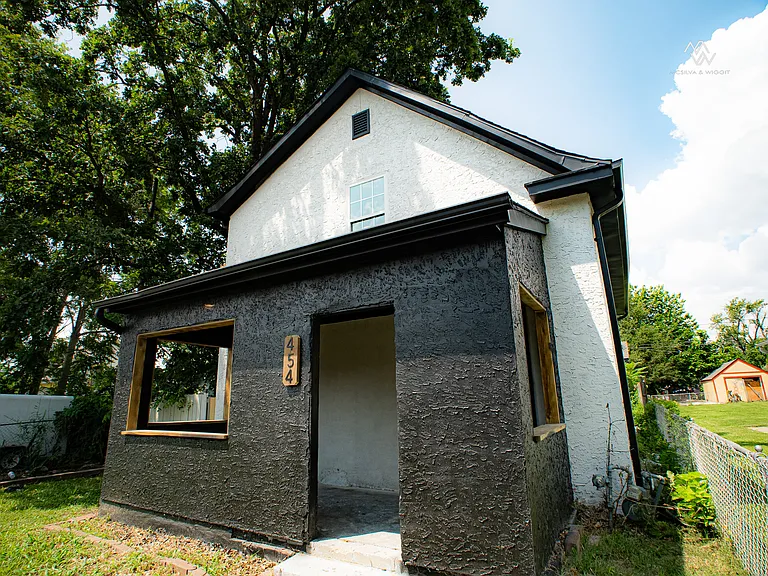 454 Bellaire Ave — Photo 26