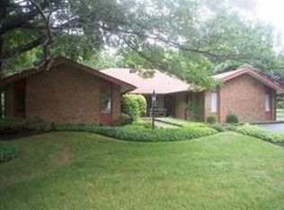 187 Chestnut St, Fredonia, NY 14063