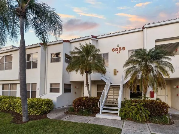 6059 Bahia Del Mar Blvd APT 240, Saint Petersburg, FL 33715