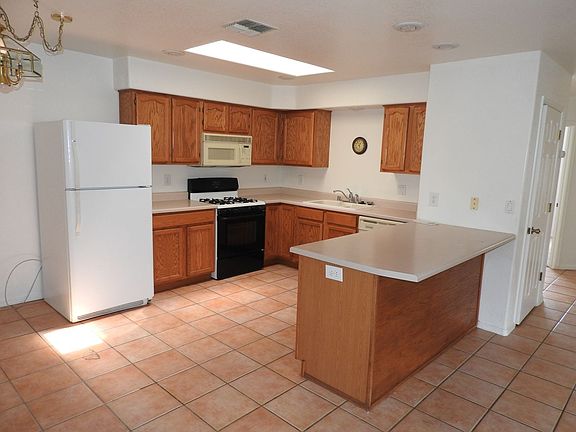 3rd image of 2470 Armour Ave APT 1