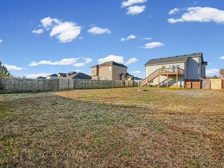 1304 Freedom Dr — Photo 30
