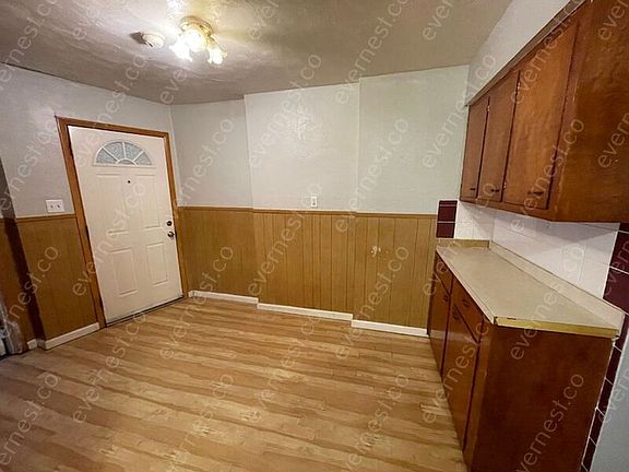 2nd image of 3751-1 Meramec St Unit 1W