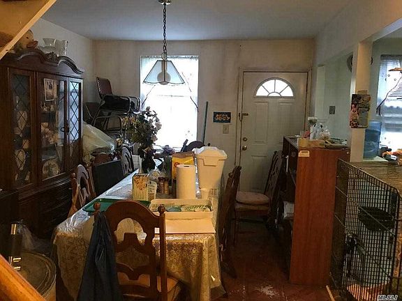 2nd image of 122 W 175th St